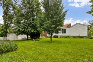 527 Sunningwell Dr, Webster Groves, MO 63119 - Photo 47