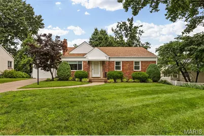 527 Sunningwell Drive, Webster Groves, MO 63119 - Photo 1