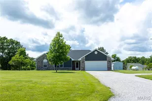 10201 N Flamingo Ct, Ellisville, MO 65255 - Photo 3