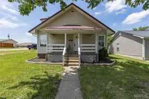 201 N Grant St, Desloge, MO 63601 - Photo 1
