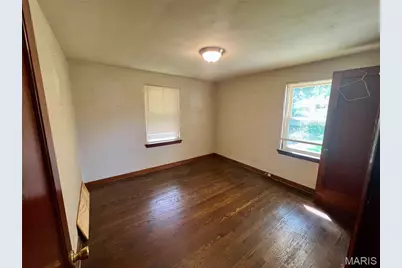 4719 Seattle Street, Saint Louis, MO 63121 - Photo 3