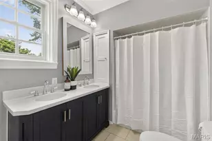 4 Litzsinger Ln, Ladue, MO 63124 - Photo 67