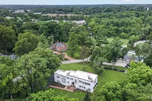4 Litzsinger Ln, Ladue, MO 63124 - Photo 89