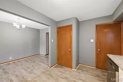 3236 S Compton Avenue, Saint Louis, MO 63118 - Photo 21