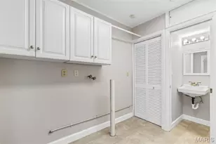 35 Pinewood Dr, Crestwood, MO 63123 - Photo 11