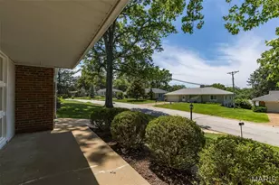 35 Pinewood Dr, Crestwood, MO 63123 - Photo 21