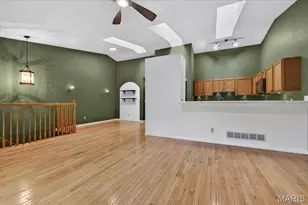 2082 Avignon Dr, Saint Charles, MO 63303 - Photo 7