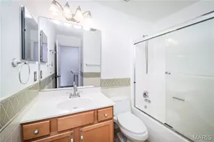 15619 Quail Meadows Dr, Chesterfield, MO 63017 - Photo 5