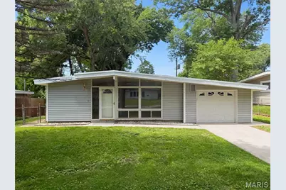1015 Robinwood Drive, Florissant, MO 63033 - Photo 1