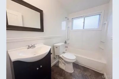 1015 Robinwood Drive, Florissant, MO 63033 - Photo 11