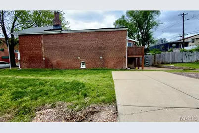 5512 Columbia Avenue, Saint Louis, MO 63139 - Photo 9