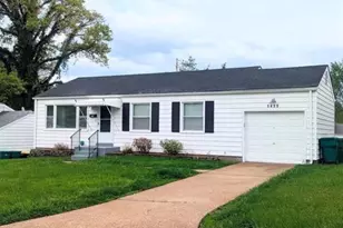 1410 Akron Dr, Bellefontaine Neighbors, MO 63137 - Photo 1