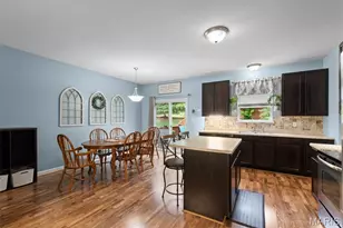 5412 Harter Farms Manor, High Ridge, MO 63049 - Photo 11