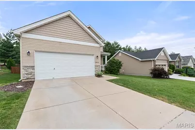 5412 Harter Farms Manor, High Ridge, MO 63049 - Photo 3
