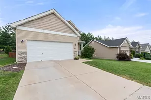 5412 Harter Farms Manor, High Ridge, MO 63049 - Photo 3
