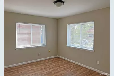 5468 Cologne Avenue #B, Saint Louis, MO 63116 - Photo 3