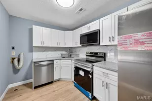 9004 Cardinal Terrace, Saint Louis, MO 63144 - Photo 11