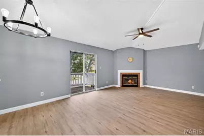 9004 Cardinal Terrace, Saint Louis, MO 63144 - Photo 5