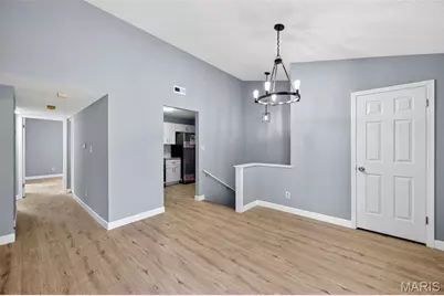 9004 Cardinal Terrace, Saint Louis, MO 63144 - Photo 9