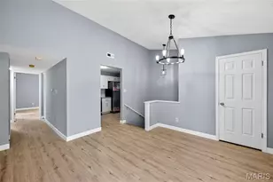 9004 Cardinal Terrace, Saint Louis, MO 63144 - Photo 9