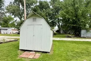 414 Park St, Monroe City, MO 63456 - Photo 11