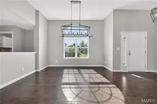 2025 Dardenne Valley Dr, O'Fallon, MO 63368 - Photo 7