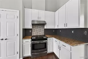 2025 Dardenne Valley Dr, O'Fallon, MO 63368 - Photo 15
