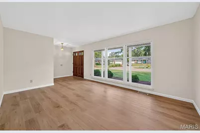 13008 Libourne Court, Saint Louis, MO 63141 - Photo 9