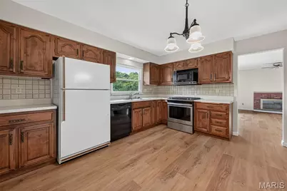 13008 Libourne Court, Saint Louis, MO 63141 - Photo 17