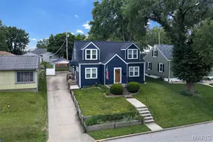 1123 Pike St, Saint Charles, MO 63301 - Photo 3