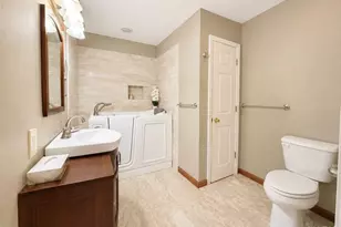 810 Jefferson St, Hermann, MO 65041 - Photo 15
