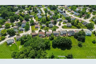 2430 Riverwood Trails Drive, Florissant, MO 63031 - Photo 55