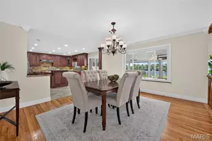 11601 Lakeshore Dr, Creve Coeur, MO 63141 - Photo 13