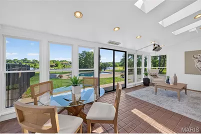 11601 Lakeshore Drive, Creve Coeur, MO 63141 - Photo 23