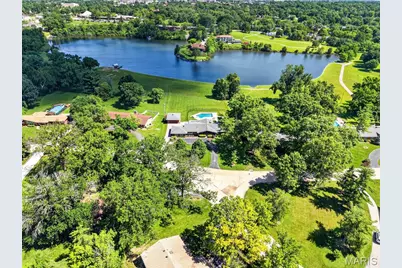 11601 Lakeshore Drive, Creve Coeur, MO 63141 - Photo 3
