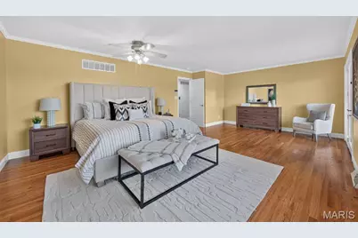11601 Lakeshore Drive, Creve Coeur, MO 63141 - Photo 33