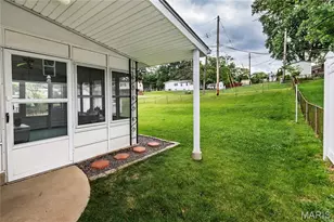 4276 Snelson Dr, Saint Louis, MO 63129 - Photo 17