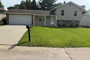 3 Eagle View Ct, Saint Peters, MO 63376 - Photo 1