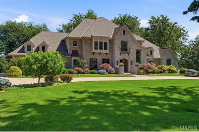 11701 Lakeshore Drive, Creve Coeur, MO 63141 - Photo 1