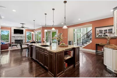 11701 Lakeshore Drive, Creve Coeur, MO 63141 - Photo 23