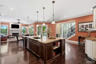 11701 Lakeshore Dr, Creve Coeur, MO 63141 - Photo 23