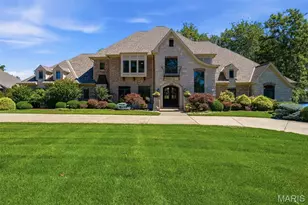 11701 Lakeshore Dr, Creve Coeur, MO 63141 - Photo 3