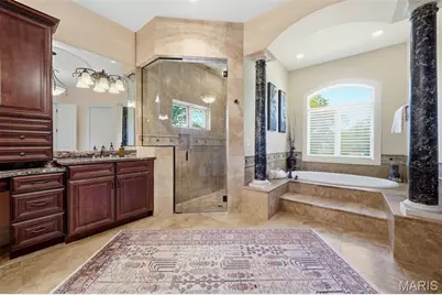 11701 Lakeshore Drive, Creve Coeur, MO 63141 - Photo 35