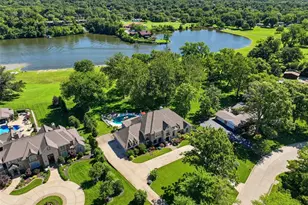 11701 Lakeshore Dr, Creve Coeur, MO 63141 - Photo 89