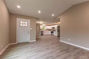 1031 Delano, Poplar Bluff, MO 63901 - Photo 3