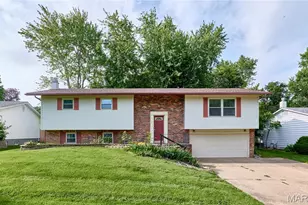 22 Heather Dr, Saint Peters, MO 63376 - Photo 1