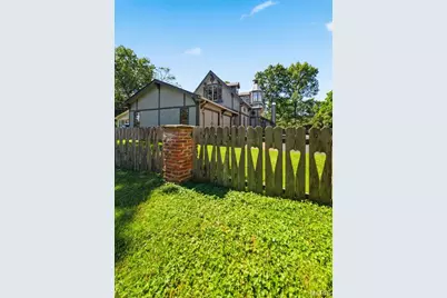 418 Oak Tree Drive, Webster Groves, MO 63119 - Photo 47