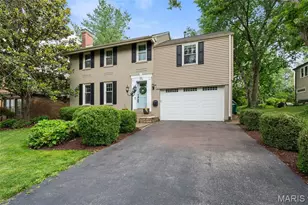 740 Fieldston Terrace, Saint Louis, MO 63119 - Photo 3