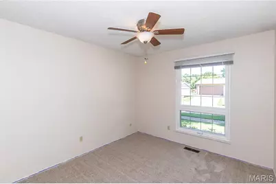 4802 Laketon Court, Saint Louis, MO 63128 - Photo 19