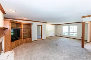 4802 Laketon Ct, Saint Louis, MO 63128 - Photo 9